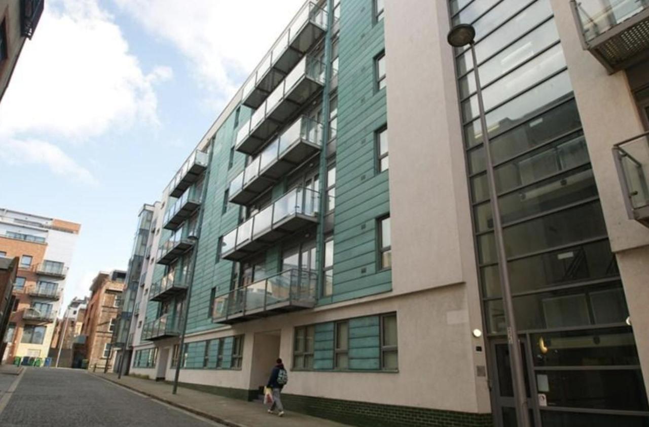 2 Bedroom Free Parking By Concert Square Sleeps 8 Liverpool Dış mekan fotoğraf